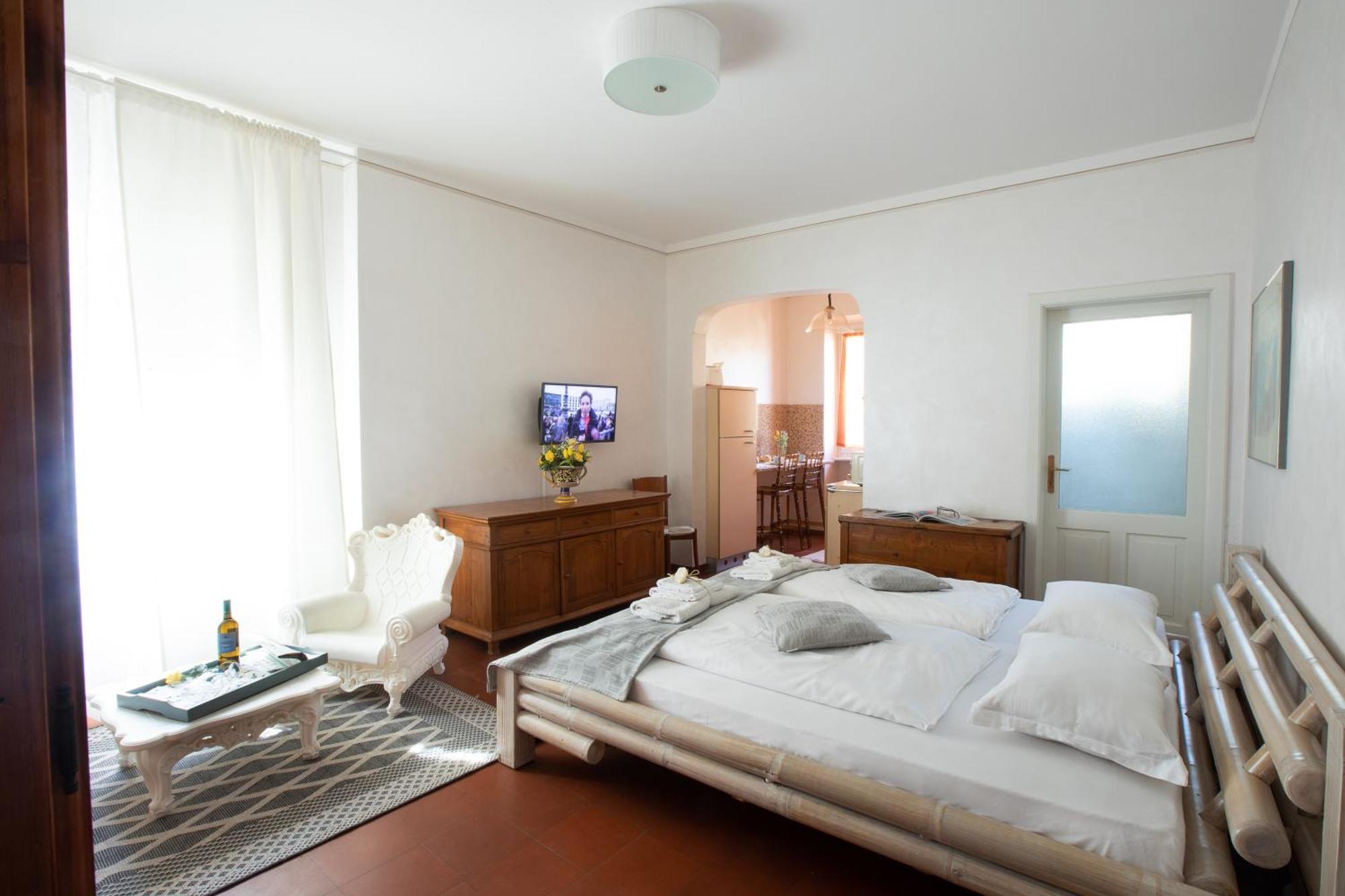 Villa Angelica Riva del Garda Szoba fotó